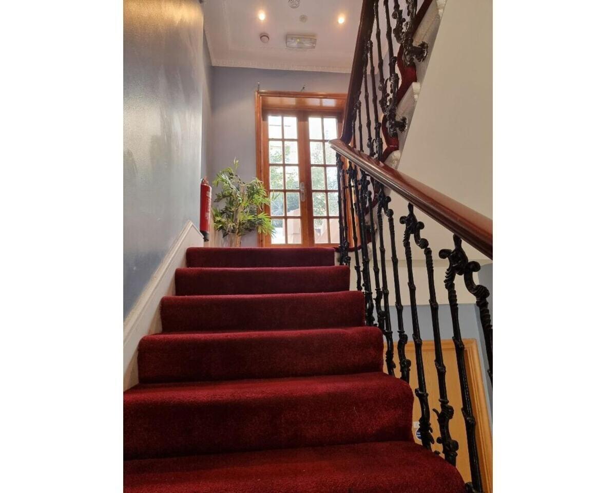 G3- Great Studio For 2 With Patio Near Hyde Park London Bagian luar foto